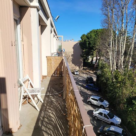 Elegant Apparemment 60M2 Climatise Apartment Avignon Exterior foto